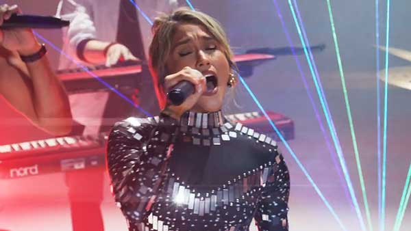 Red Hot Revolution Wedding Band to Hire