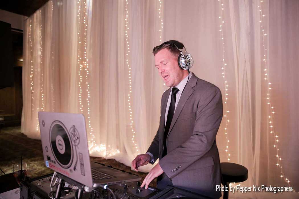 DJ Corey - Top Wedding DJ